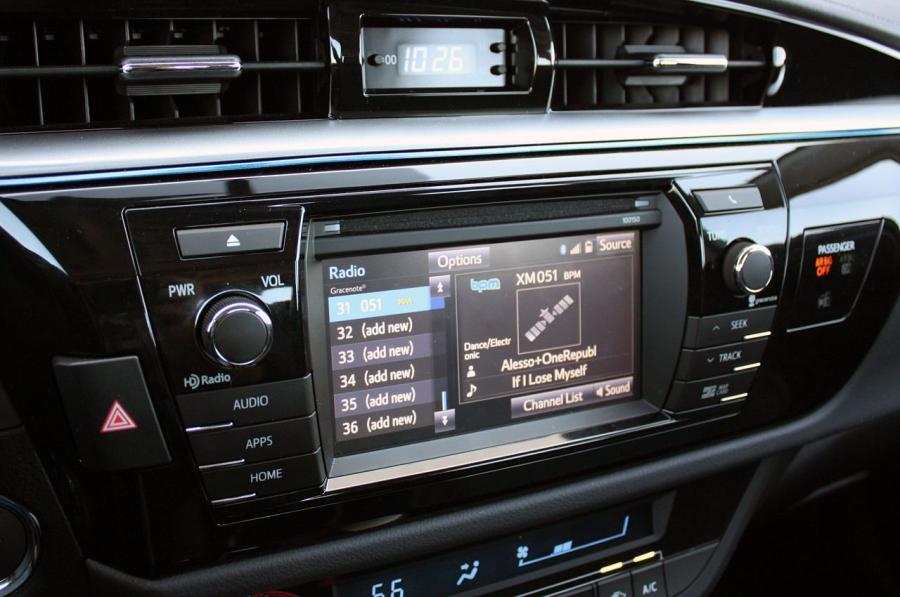  Toyota Corolla 2014 года  (фото 45 из 212)